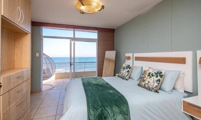 Umdloti Apartment | 130 m² Apartment ∙ 3 bedrooms ∙ 7 guests
