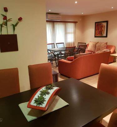 Port Edward Apartment | 136 m² Serviced apartment ∙ 3 bedrooms ∙ 6 guests