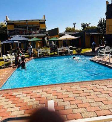 Germiston Apartment | 14 m² Apartment ∙ 4 guests