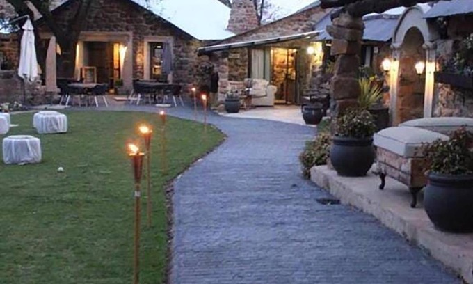 Greater Kokstad Bed & Breakfast | 150 m² Bed and breakfast ∙ 2 bedrooms ∙ 8 guests