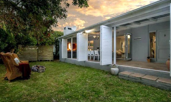 Onrus House | 150 m² House ∙ 3 bedrooms ∙ 6 guests