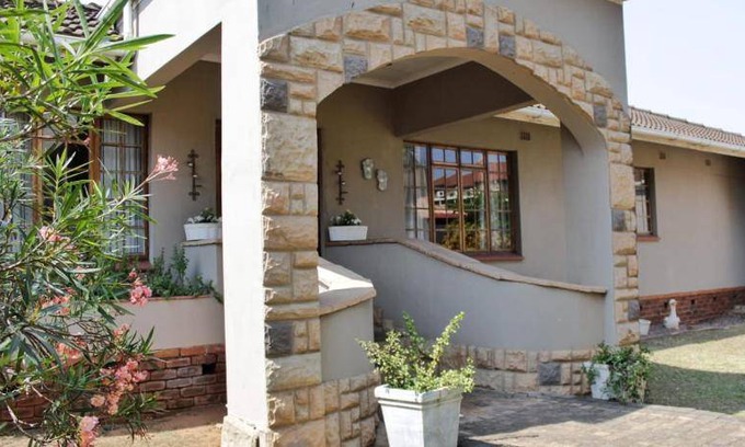 Bluff House | 160 m² House ∙ 2 bedrooms ∙ 6 guests