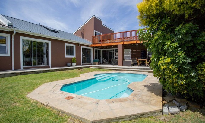 Cape Town House | 163 m² House ∙ 4 bedrooms ∙ 8 guests