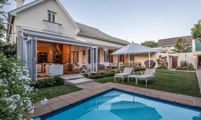 Stellenbosch Central Villa | 166 m² Villa ∙ 3 bedrooms ∙ 8 guests