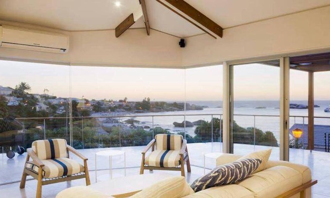 Clifton House | 180 m² House ∙ 3 bedrooms ∙ 6 guests