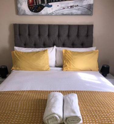 Menlyn Apartment | 19 m² Apartment ∙ 2 bedrooms ∙ 4 guests