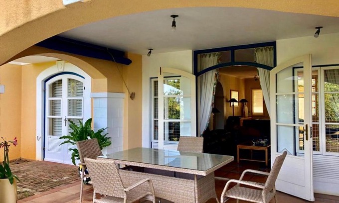 Port Edward Apartment | 19 MONTEGO BAY CARIBBEAN Estate