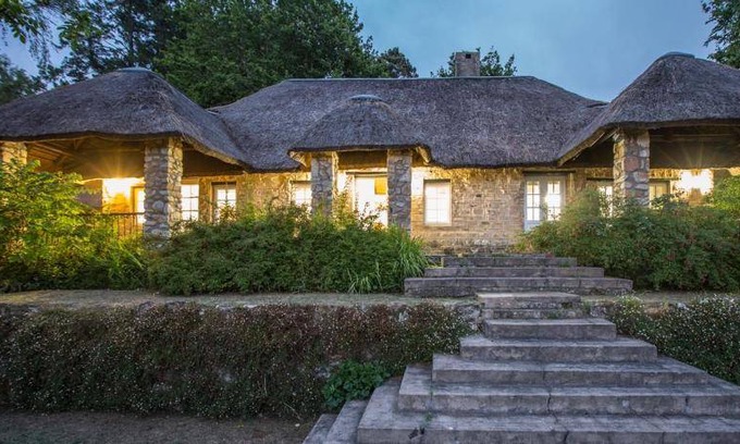Hogsback Ski Chalet | 20 m² Chalet ∙ 2 bedrooms ∙ 4 guests