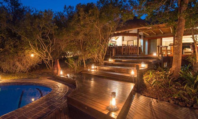 Thorny Bush Game Reserve Cabin | 20 m² Lodge ∙ 2 guests