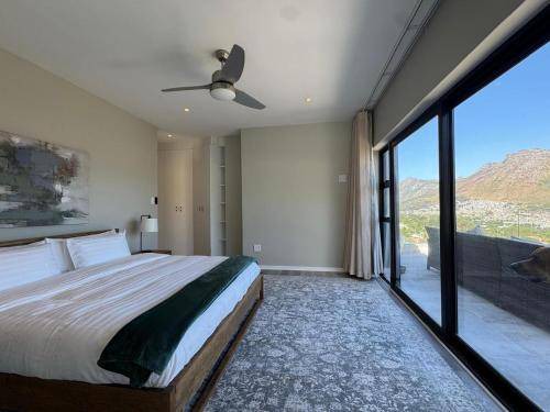 Hout Bay Apartment | 200 m² Apartment ∙ 4 bedrooms ∙ 8 guests