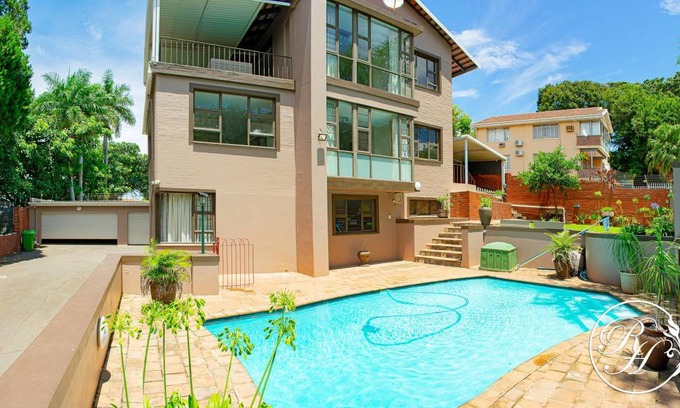 Berea Apartment | 200 m² Serviced apartment ∙ 3 bedrooms ∙ 6 guests