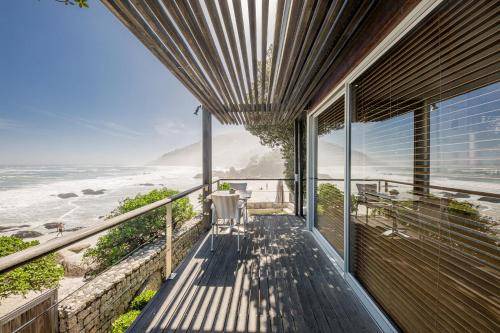 Clifton Villa | 200 m² Villa ∙ 3 bedrooms ∙ 6 guests