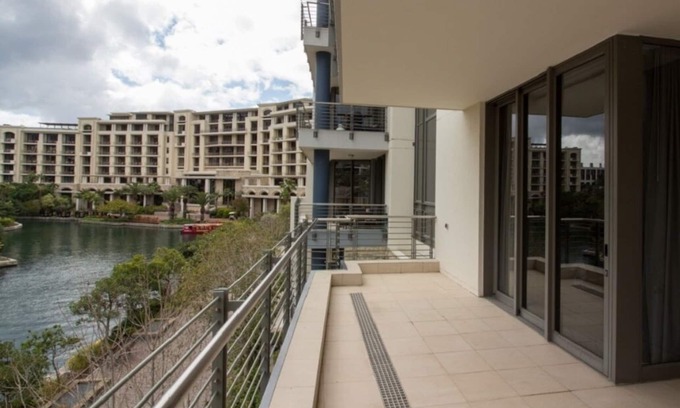 Victoria and Alfred Waterfront Apartment | 203 Pembroke Serviced Apartment