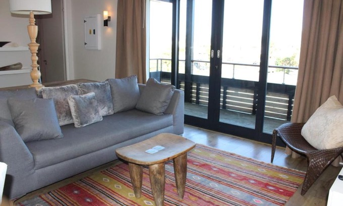 Knysna Central Apartment | 205 Luxury Apartment The Gallery Rex Hotel