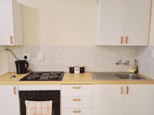 Hatfield Apartment | 24 m² Apartment ∙ 2 guests