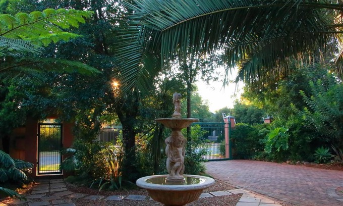 Lyttelton Manor Bed & Breakfast | 25 m² Bed and breakfast ∙ 127 guests