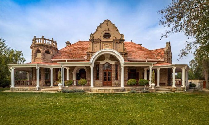 Oudtshoorn Bed & Breakfast | 25 m² Bed and breakfast ∙ 2 guests