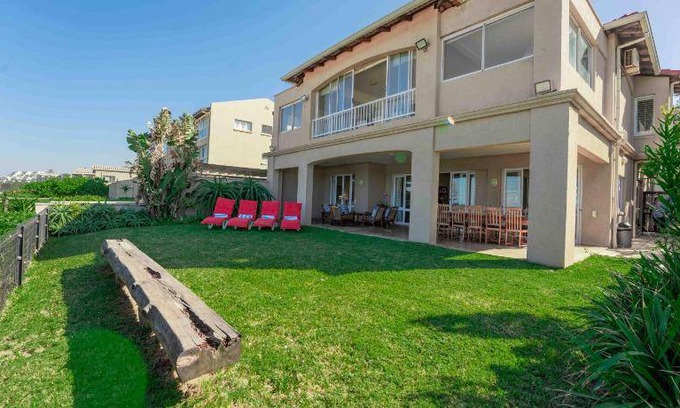 Shaka's Rock Apartment | 254 m² Apartment ∙ 3 bedrooms ∙ 6 guests