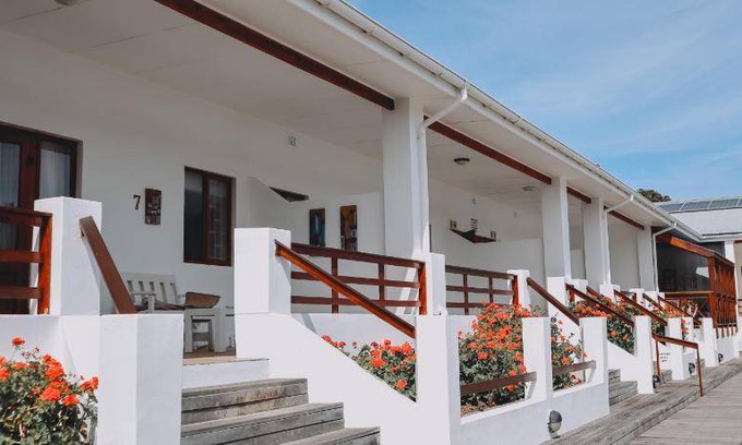 Kareedouw Cabin | 30 m² Lodge ∙ 4 guests