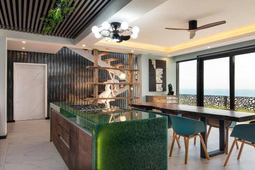 Shaka's Rock Apartment | 300 m² Apartment ∙ 3 bedrooms ∙ 6 guests