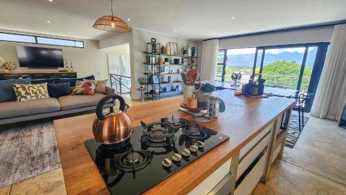 Paarl Apartment | 300 m² Apartment ∙ 3 bedrooms ∙ 6 guests