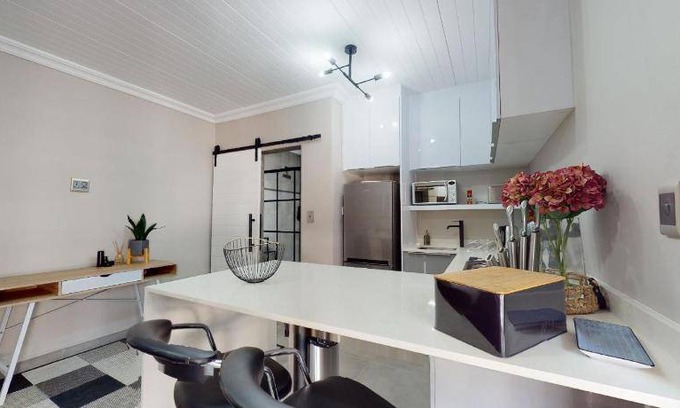 Scottburgh South House | 300 m² House ∙ 6 bedrooms ∙ 12 guests