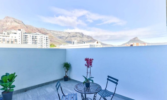 Cape Town City Centre Apartment | 317 Alberts