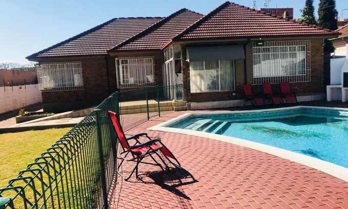 Greater Johannesburg Metropolitan Area Bed & Breakfast | 32 m² Bed and breakfast ∙ 2 bedrooms ∙ 2 guests