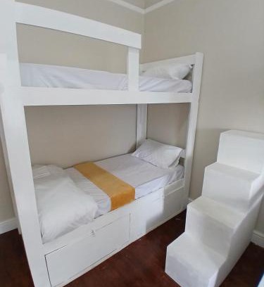 Salt River Hostel | 336 on Victoria Backpackers