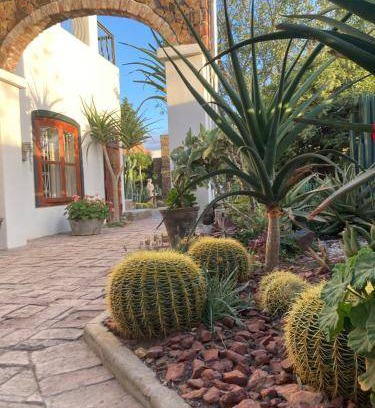 Beaufort West Bed & Breakfast | 35 m² Bed and breakfast ∙ 4 guests
