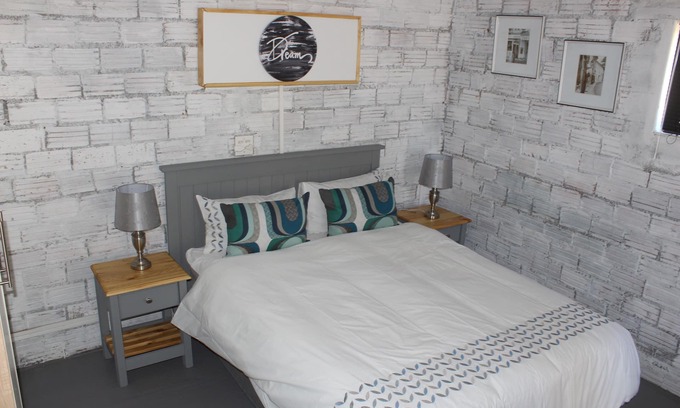 Somerset West Apartment | 35 On Abbey, Spacious, comfort with a rustic look.