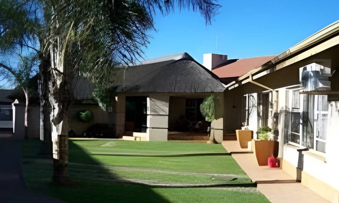 Kempton Park Bed & Breakfast | 36 m² Bed and breakfast ∙ 4 guests