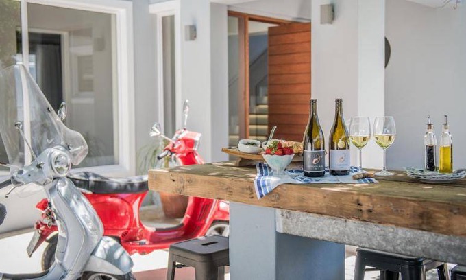 Hermanus Bed & Breakfast | 38 m² Bed and breakfast ∙ 127 guests