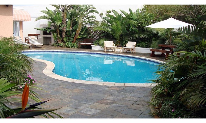 Pollok Beach Other | 40 m² Accommodation ∙ 2 bedrooms ∙ 1 guest
