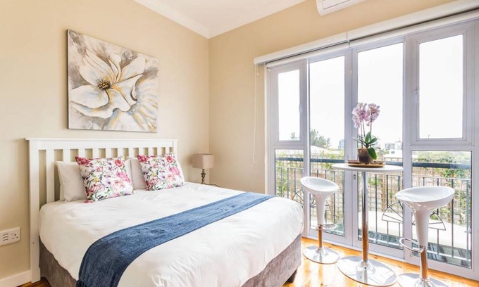 Green Point Apartment | 40 m² Apartment ∙ 127 guests