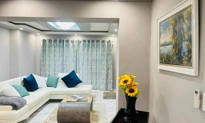 Bloubergstrand Bed & Breakfast | 400 m² Bed and breakfast ∙ 4 bedrooms ∙ 8 guests