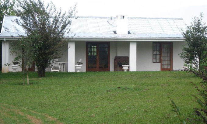Balgowan House | 400 m² Farmhouse ∙ 6 bedrooms ∙ 10 guests