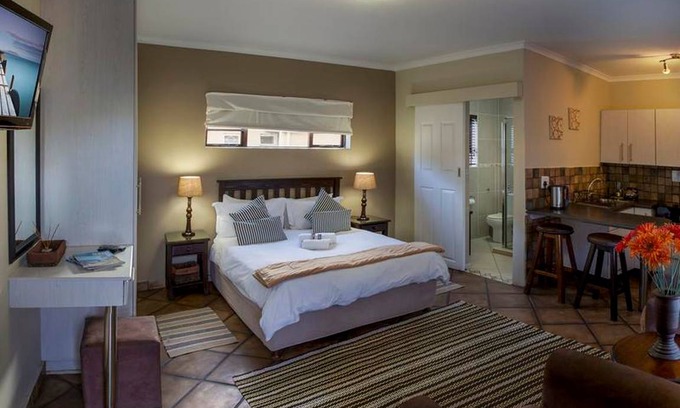 Humewood Resort | 45 m² Private room ∙ 1 bedroom ∙ 2 guests