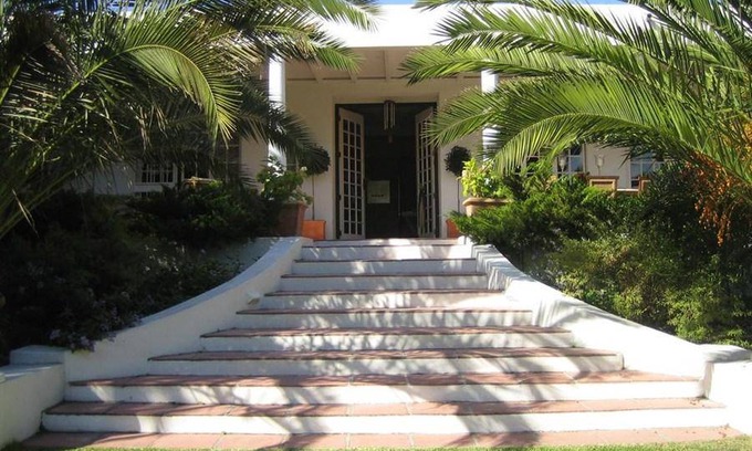 Constantia Apartment | 45 m² Serviced apartment ∙ 2 guests