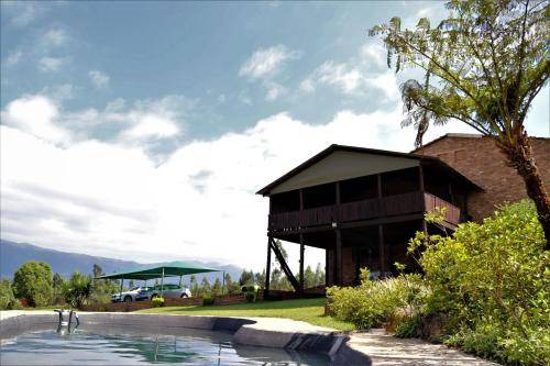 Sabie House | 450 m² House ∙ 5 bedrooms ∙ 16 guests