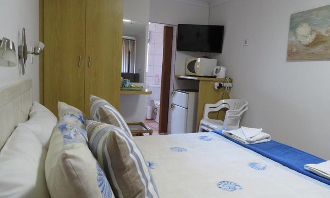 Struisbaai Apartment | 48 on Main