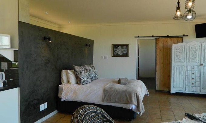 Msukaligwa House | 49 m² Farmhouse ∙ 4 guests
