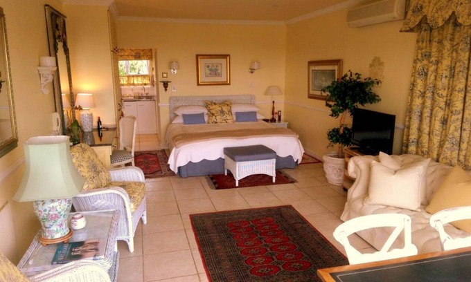 Somerset West Apartment | 50 m² Apartment ∙ 8 guests
