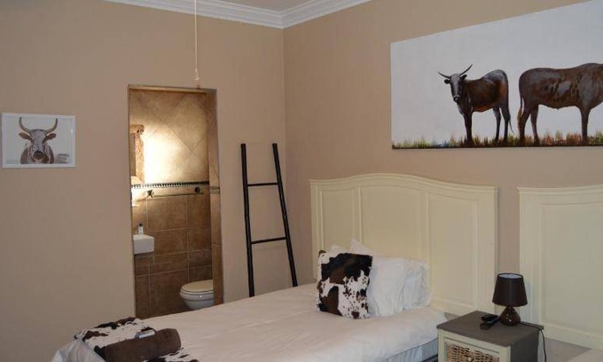 Brits Bed & Breakfast | 50 m² Bed and breakfast ∙ 3 bedrooms ∙ 10 guests