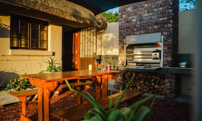 Addo Cabin | 50 m² Lodge ∙ 2 bedrooms ∙ 3 guests