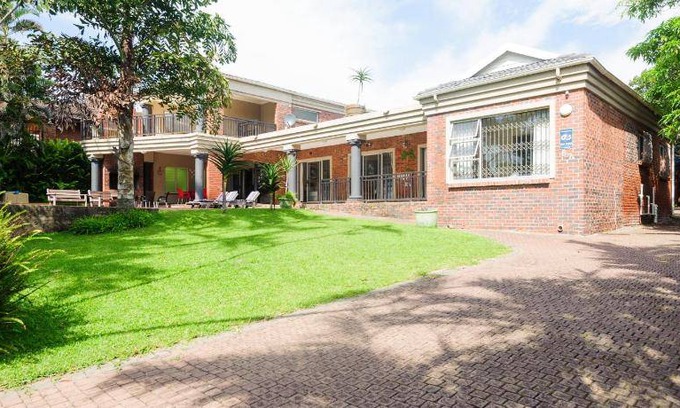 Ballito House | 500 m² House ∙ 5 bedrooms ∙ 10 guests