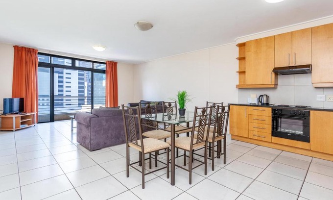 Cape Town City Centre Apartment | 501 Dockside