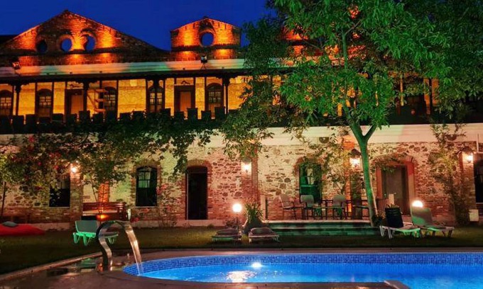 Edremit Hotel | 51 m² Hotel ∙ 5 guests