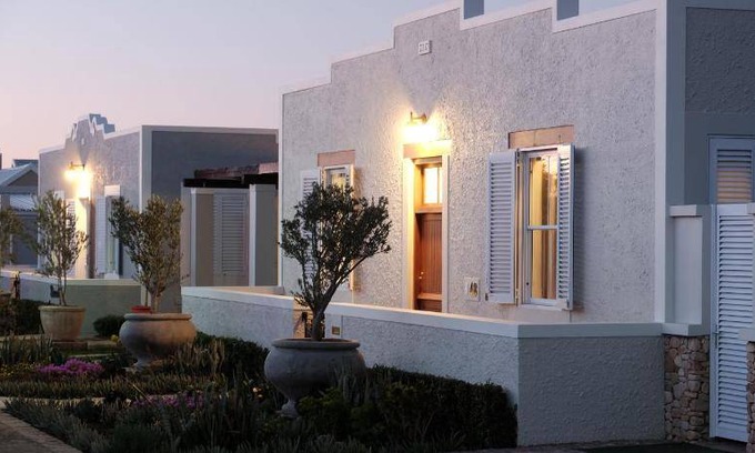 Prince Albert Apartment | 525 m² Apartment ∙ 3 bedrooms ∙ 6 guests
