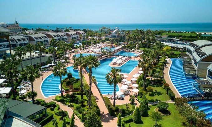 Side Hotel | 58 m² Hotel ∙ 2 bedrooms ∙ 127 guests